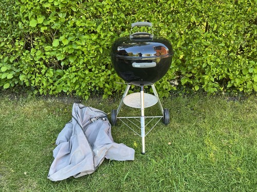Weber charcoal kettle - bbq, and