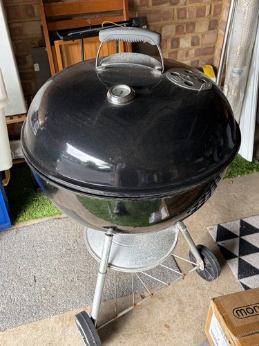 Weber charcoal kettle - charcoal,