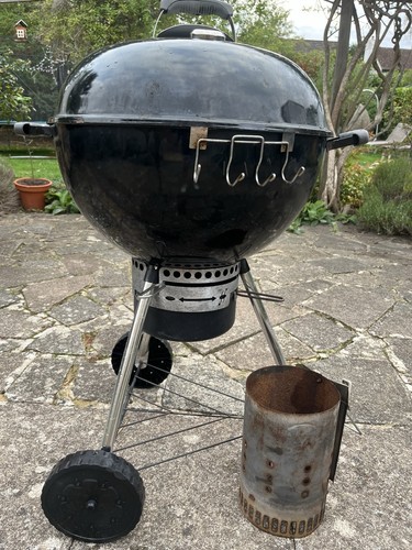 Weber 57cm kettle charcoal bbq - weber,