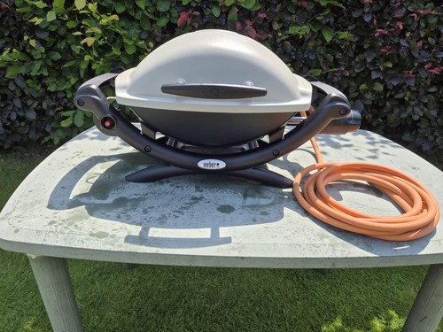 Weber q1000 titanium gas bbq - titanium,