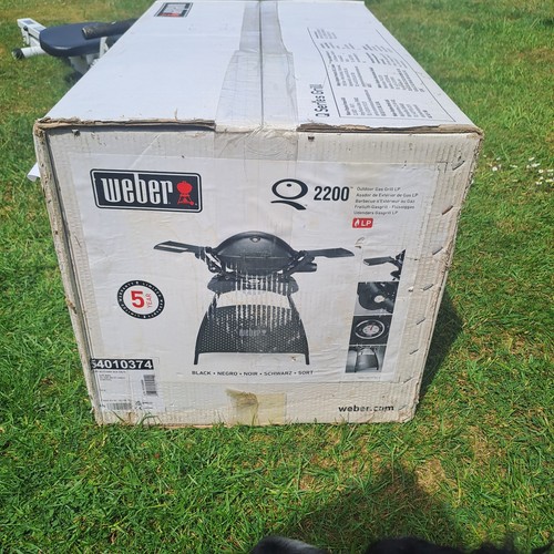 Weber q2200 gas barbecue - barbecue, with